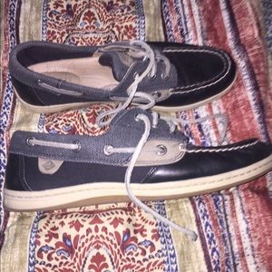 Shoes in great condition size 7.5